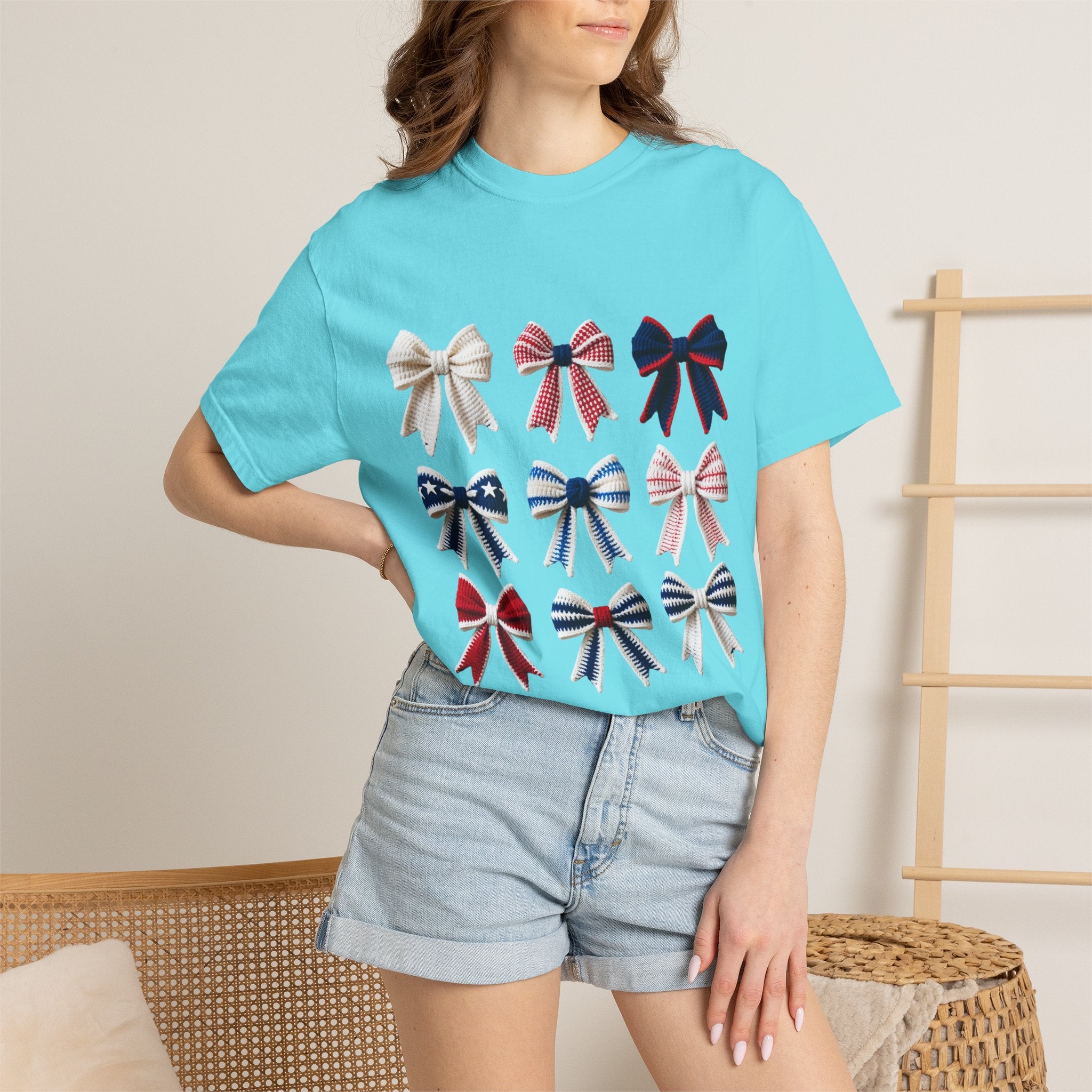 Bow Grid Graphic T-Shirt
