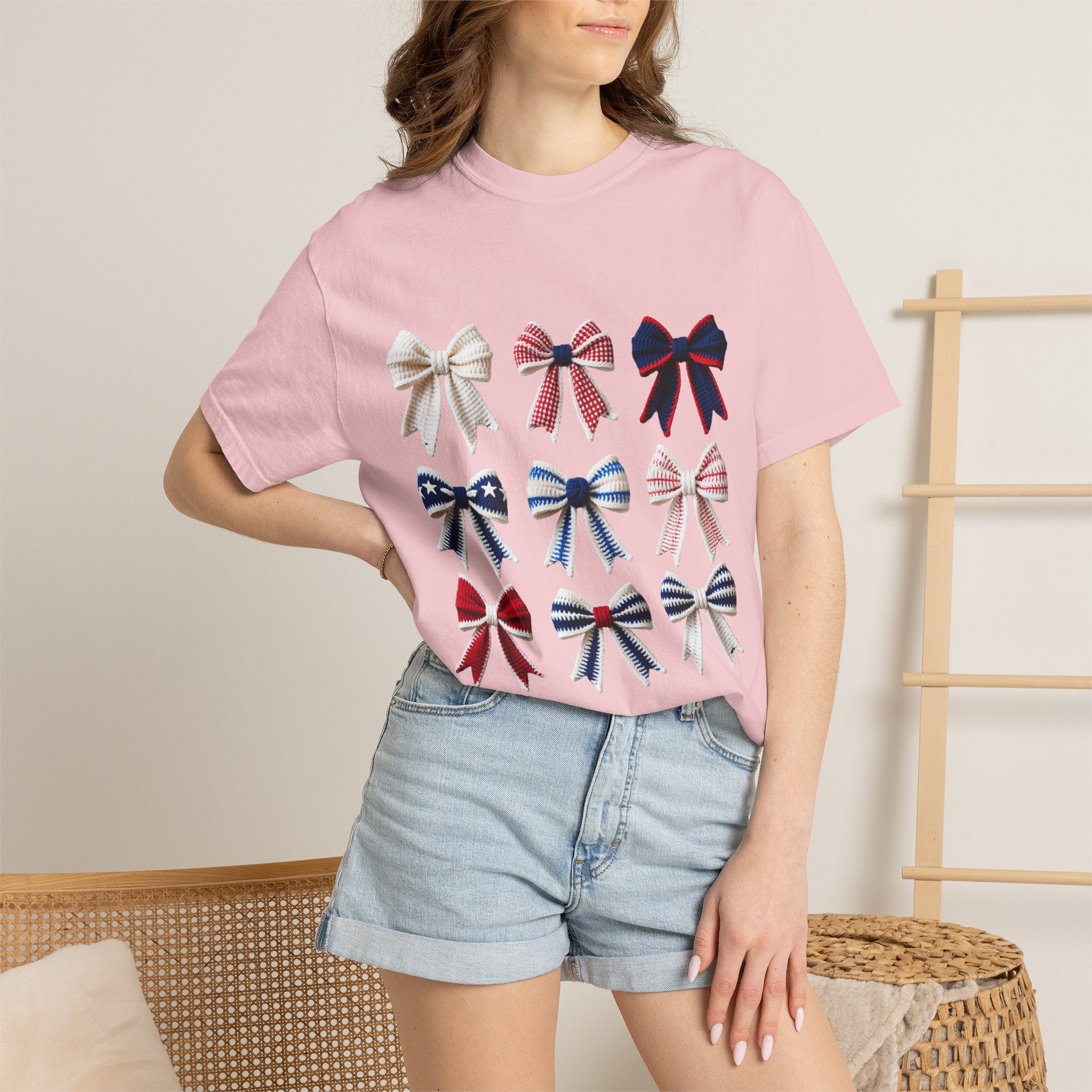 Bow Grid Graphic T-Shirt