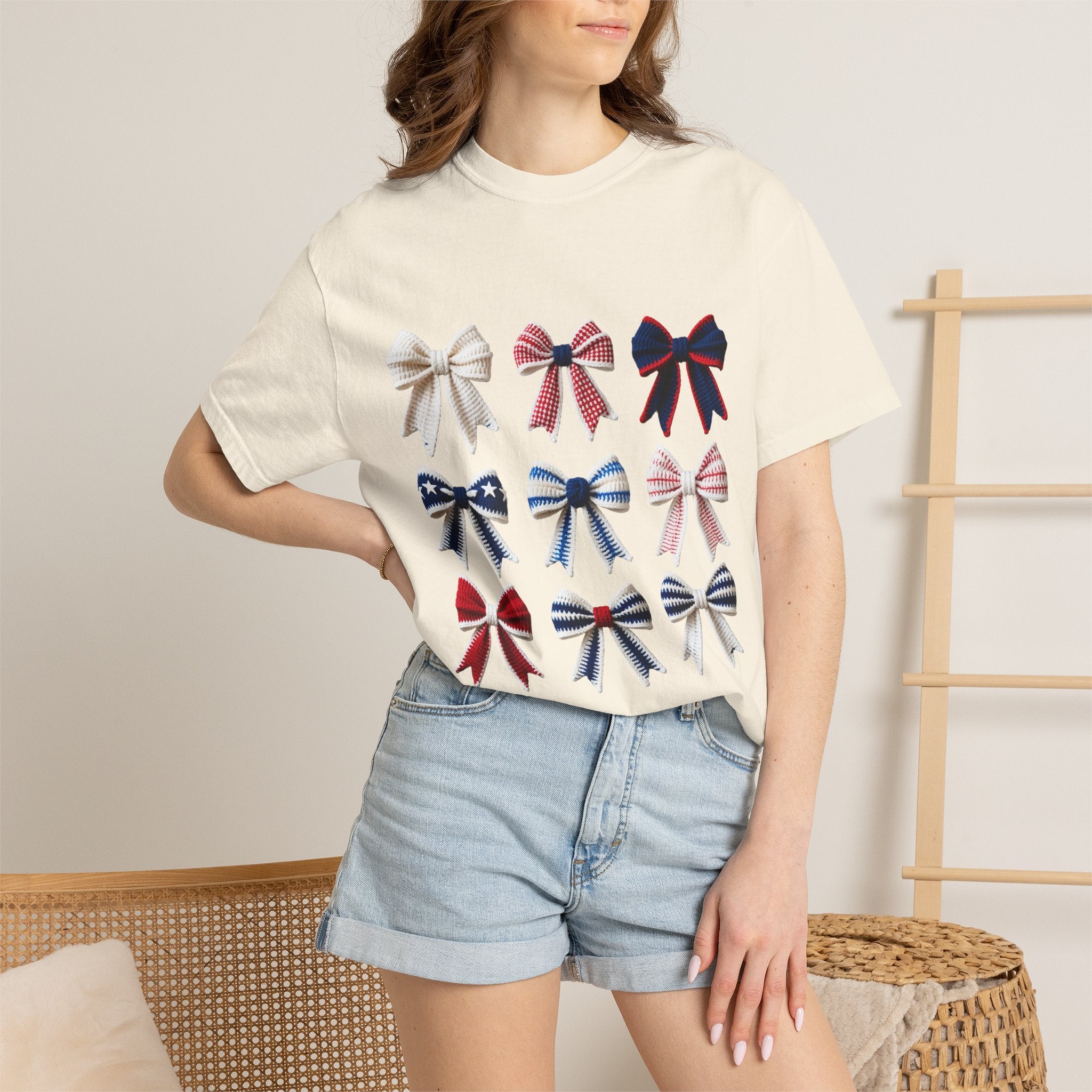 Bow Grid Graphic T-Shirt
